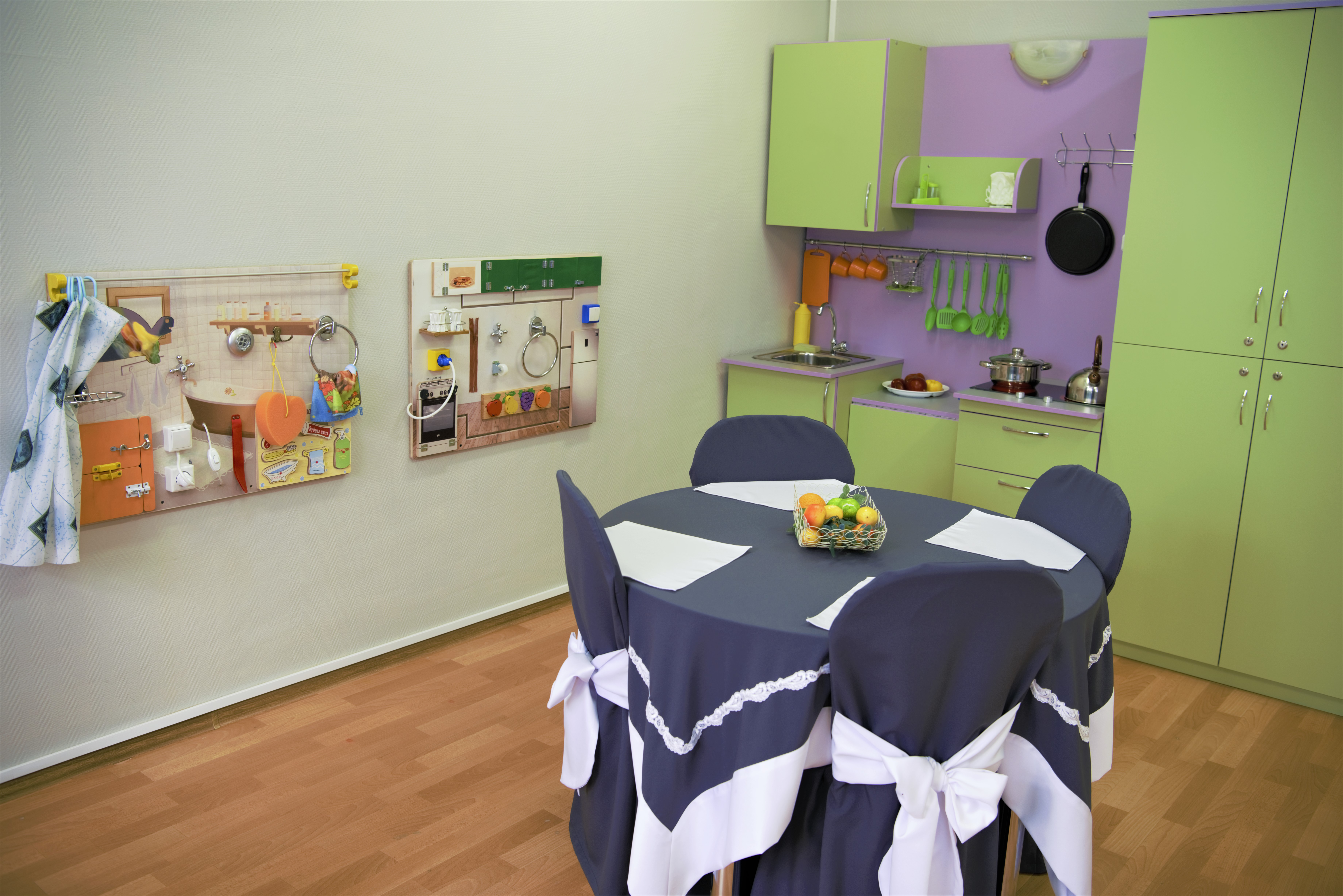 Бизиборды и игровой-обучающий модуль Кухня